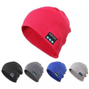 Bluetooth beanie